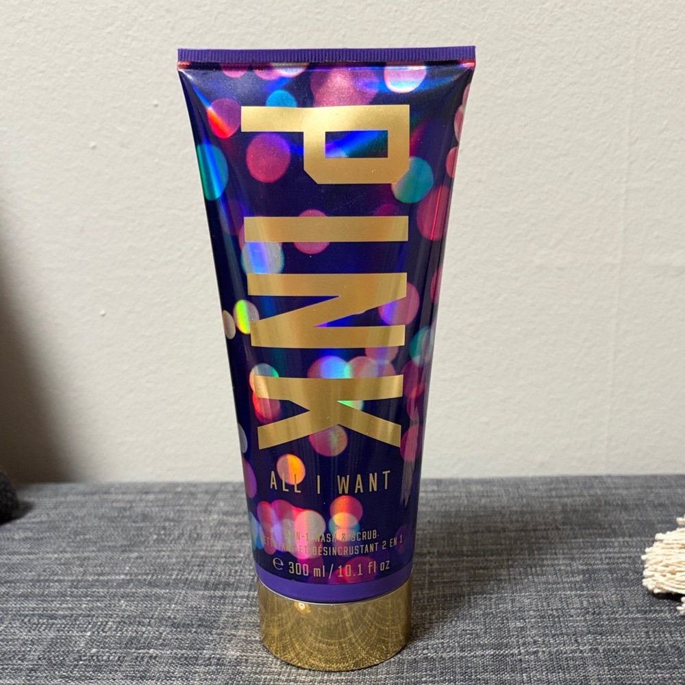 Victoria’s Secret PINK All I Want 2-in-1 Body Wash & Scrub - UNUSED. bath beauty